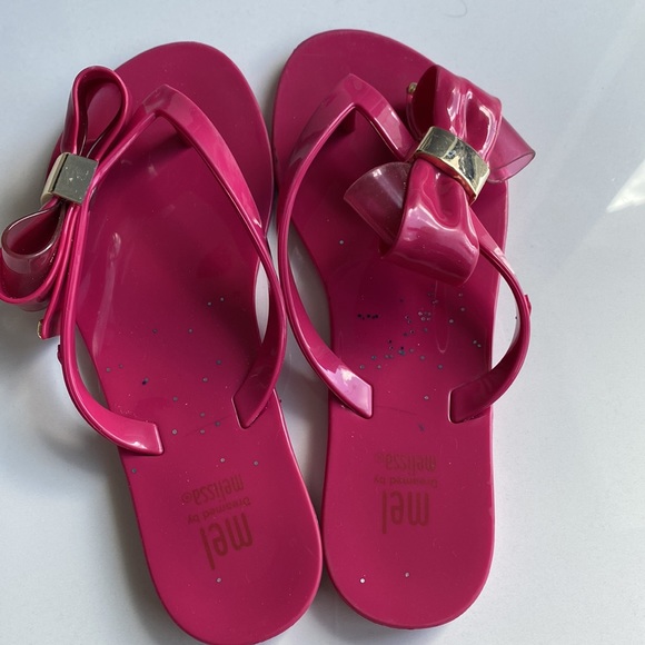 Mini Melissa Little Kid - Picture 3 of 5